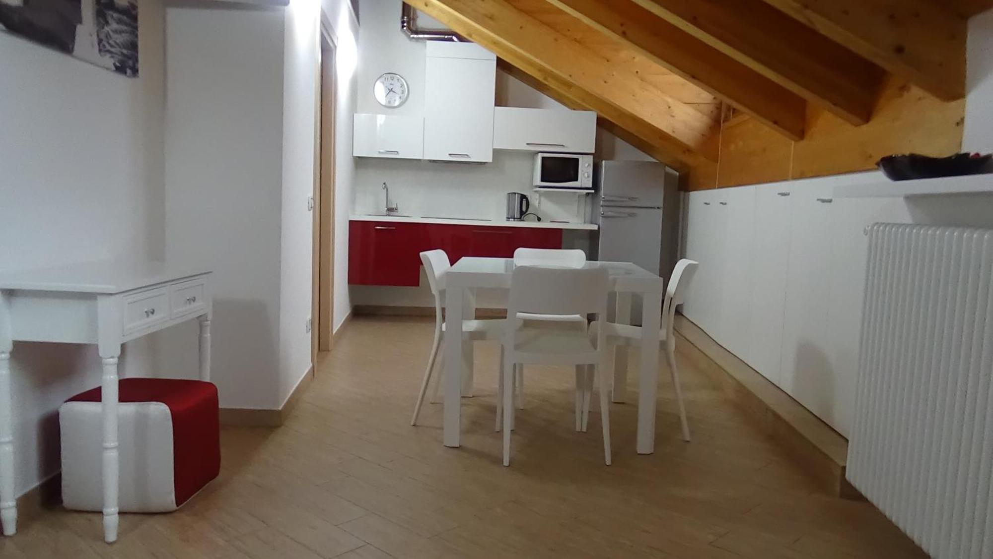 Residence Santabbondio Комо Номер фото