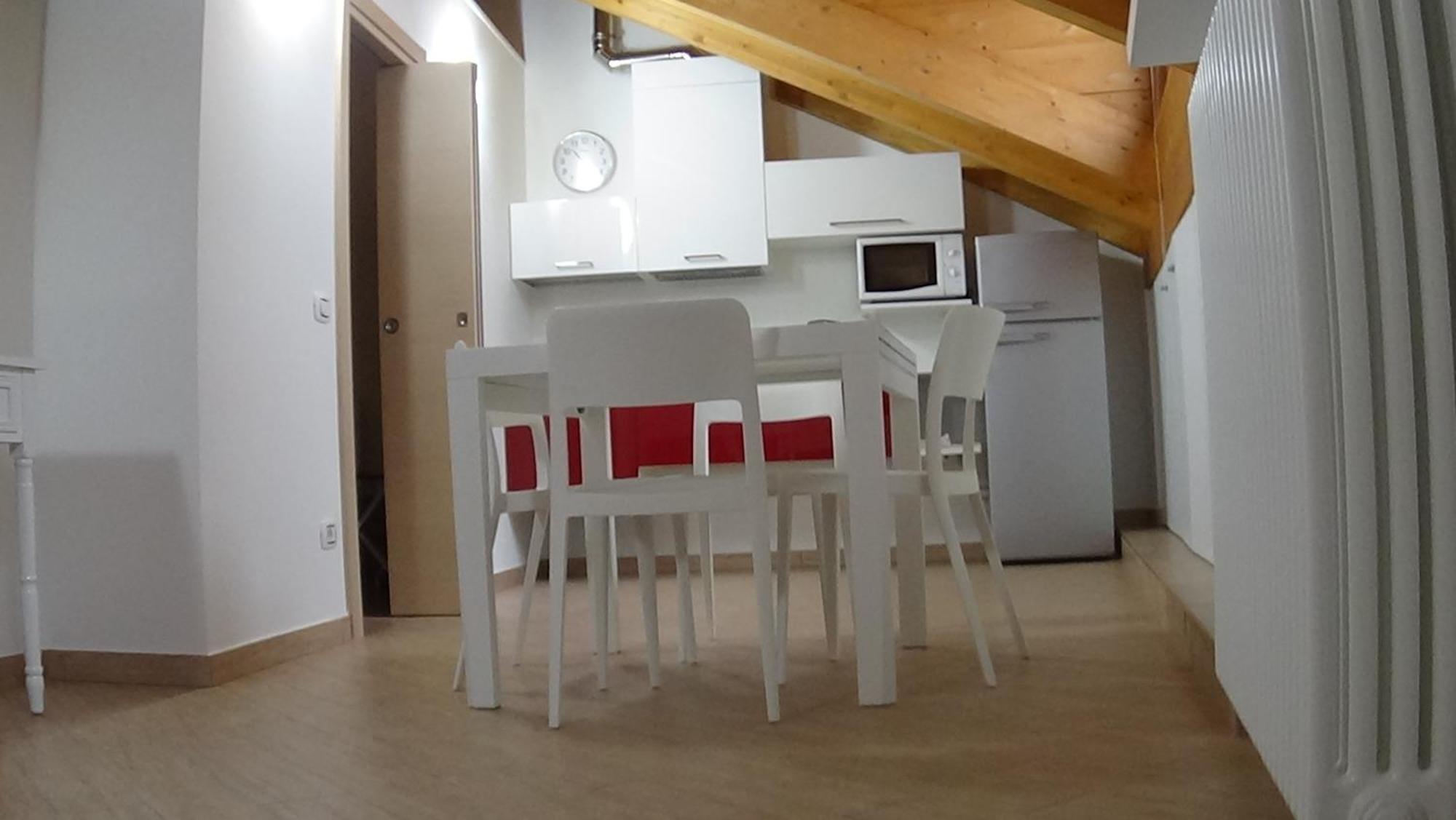 Residence Santabbondio Комо Номер фото
