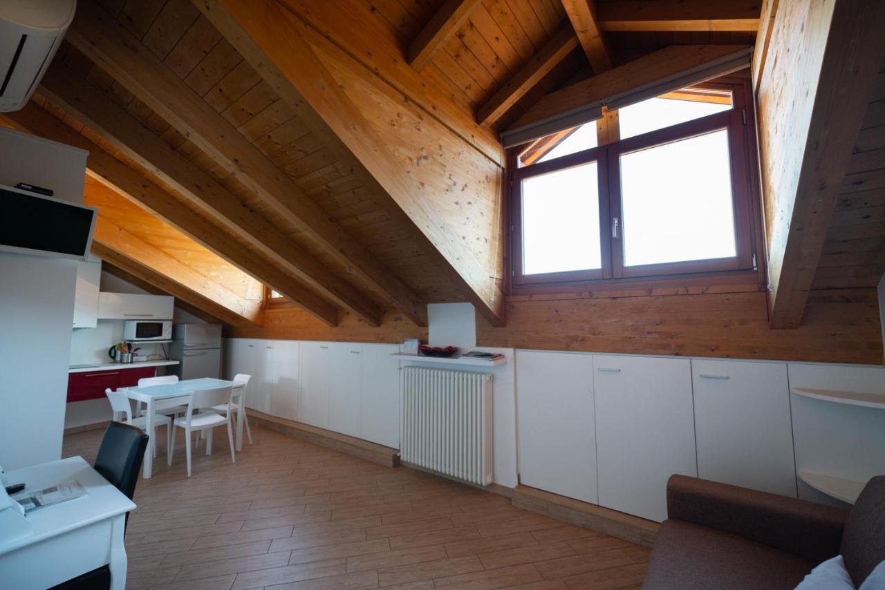 Residence Santabbondio Комо Екстер'єр фото